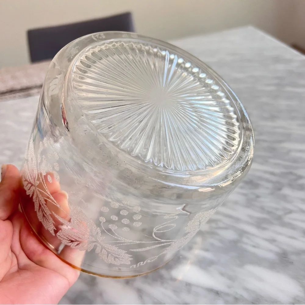 Vintage Etched Glass Ice Bucket with Gold Rim 6x4